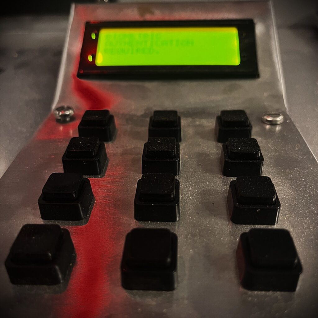 Escape Room - Riddlehouse - Spymaster - Kode tastatur til escape room